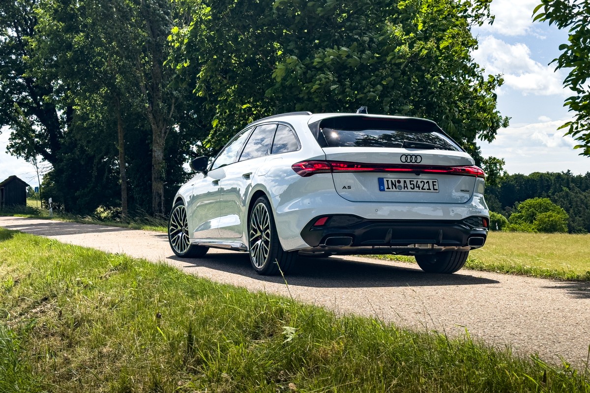 Nowe Audi A5 e-hybrid quattro debiutuje na polskim rynku
