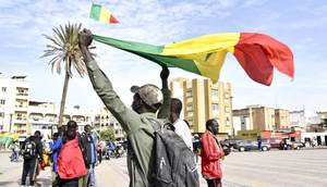 Junta-led Mali formally dissolves political parties again after protest wave
